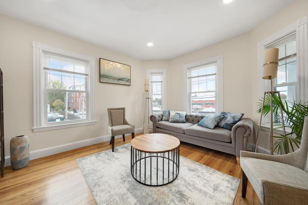 5Br 2Bh Bright & Spacious Apt In Brighton Boston Zimmer foto